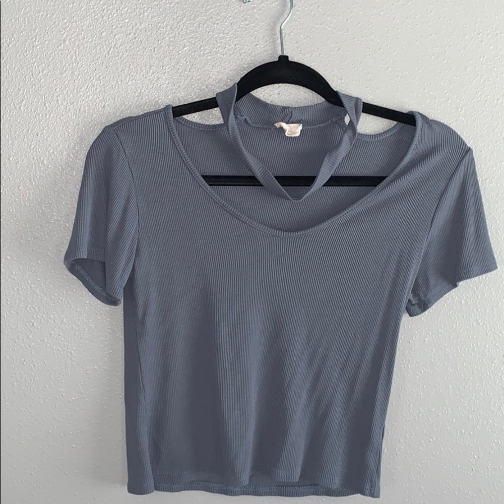 Short sleeve crop top ribbed